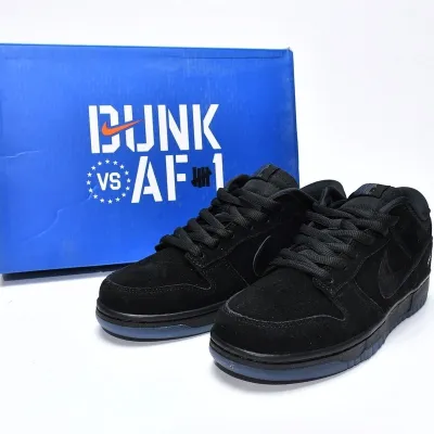 Undefeated x Nike Dunk Low SP '5 On It Black'