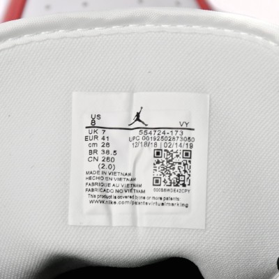 Air Jordan 1 Mid 'Chicago' (2020)