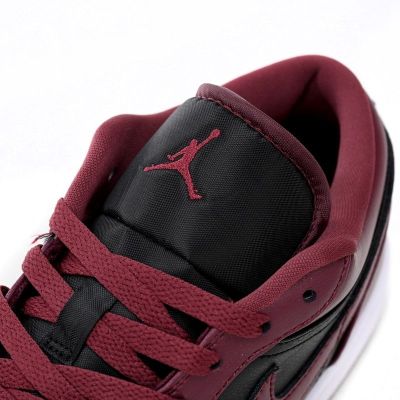 Air Jordan 1 Low 'Black Dark Beetroot (Women's)