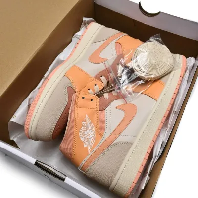 Air Jordan 1 Mid 'Apricot Orange' (Women's)
