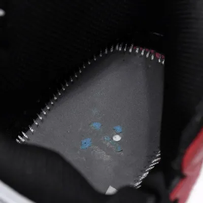 Air Jordan 1 Mid 'Banned 2020'