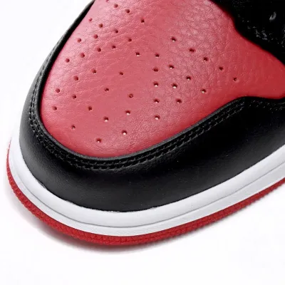 Air Jordan 1 Mid 'Banned 2020'
