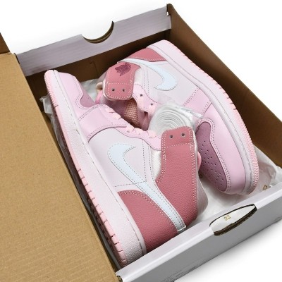 Air Jordan 1 Mid 'Digital Pink'
