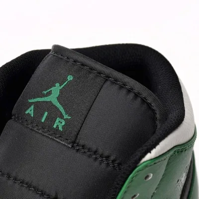 Air Jordan 1 Mid 'Pine Green'