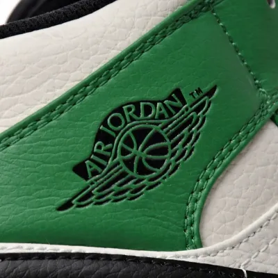 Air Jordan 1 Mid 'Pine Green'