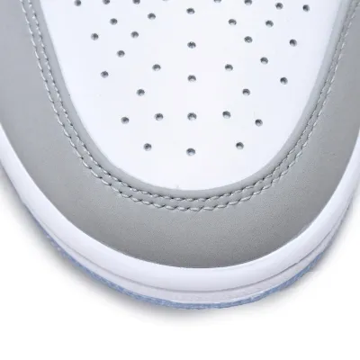 Air Jordan 1 Mid 'Wolf Grey Aluminum' (Women's)