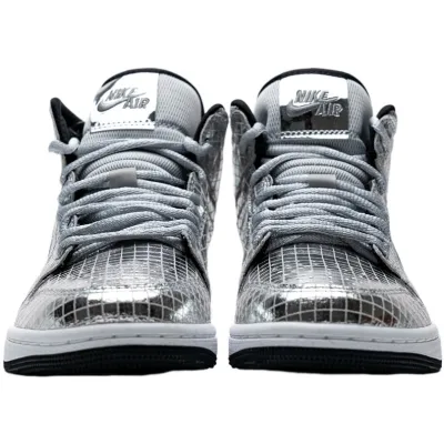 Air Jordan 1 Mid SE 'Disco Metallic Silver' (Women's)
