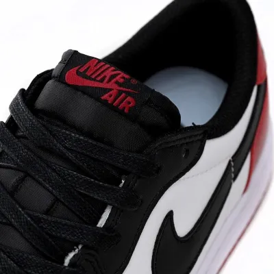 Air Jordan 1 Retro Low OG 'Black Toe'