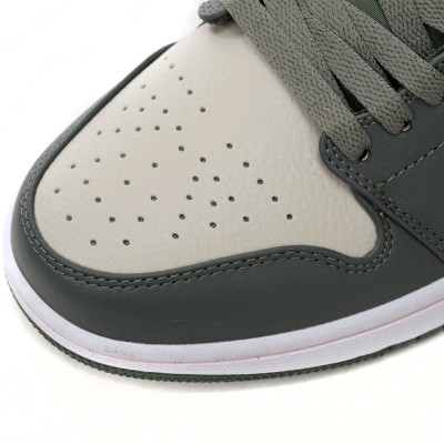 Air Jordan 1 Low 'Military Green'