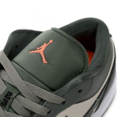 Air Jordan 1 Low 'Military Green'