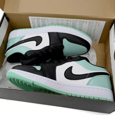 Air Jordan 1 Low 'Emerald Toe'