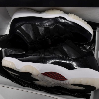 Air Jordan 11 Retro Low '72-10'