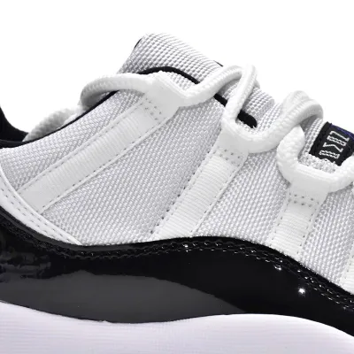 Air Jordan 11 Retro Low 'Concord'