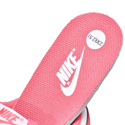Nike Dunk Low 'Archeo Pink' (W)