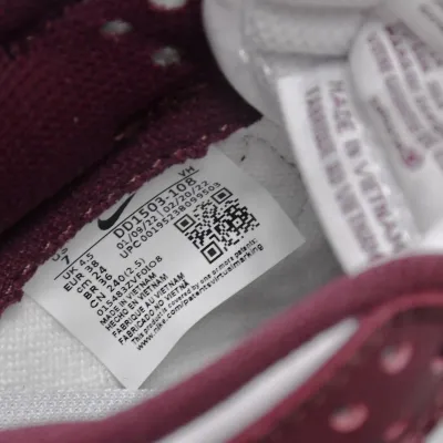 Nike Dunk Low 'Bordeaux' (W)