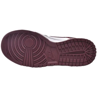 Nike Dunk Low 'Bordeaux' (W)