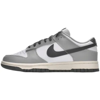 Nike Dunk Low 'Light Smoke Grey' (W)