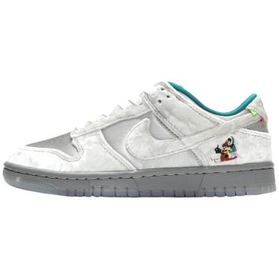 Nike Dunk Low 'Ice' (W)