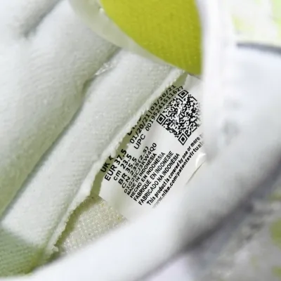 Nike Dunk Low 'Yellow Strike' (W)