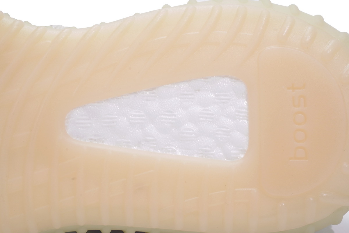 adidas Yeezy Boost 350 V2 Light (Mid Quality)