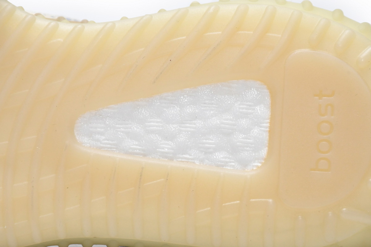 adidas Yeezy Boost 350 V2 MX Oat (Mid Quality)