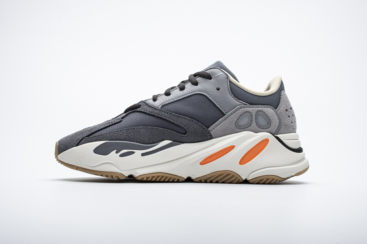 adidas Yeezy Boost 700 Magnet (Top Quality)