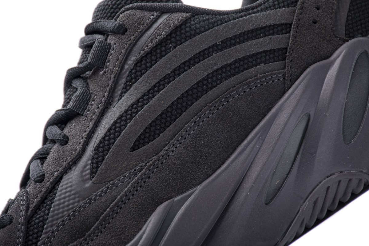 adidas Yeezy Boost 700 V2 Vanta (Top Quality)