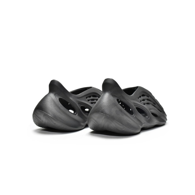 adidas Yeezy Foam RNNR Onyx (Top Quality)