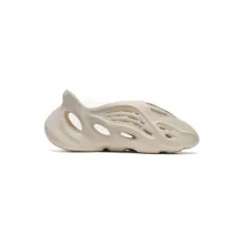 adidas Yeezy Foam RNNR Sand (Top Quality)