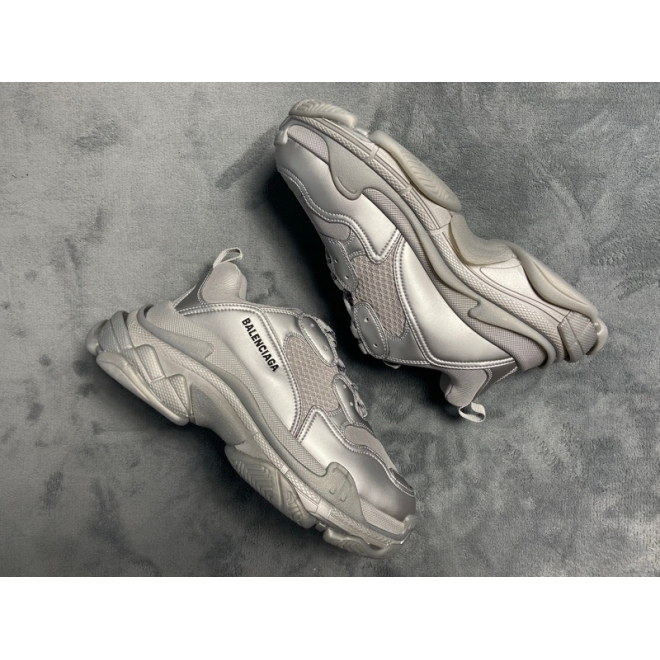 Balenciaga Triple S Silver (Top Quality)