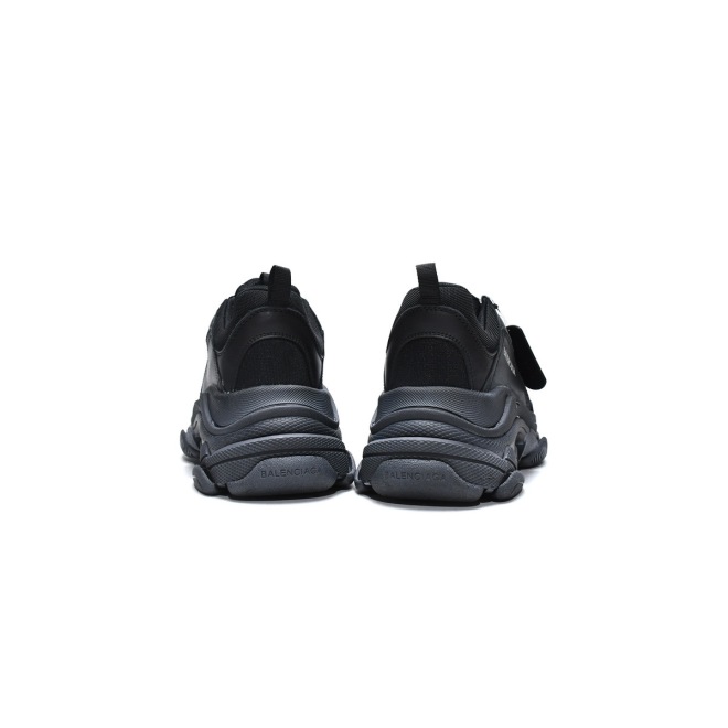 Balenciaga Triple S Triple Black (2018 Reissue) (Pre-Distressed) (Top Quality)