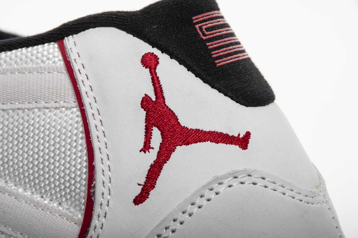 Jordan 11 Retro Platinum Tint (Mid Quality)