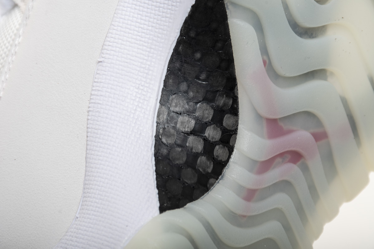 Jordan 11 Retro Platinum Tint (Mid Quality)