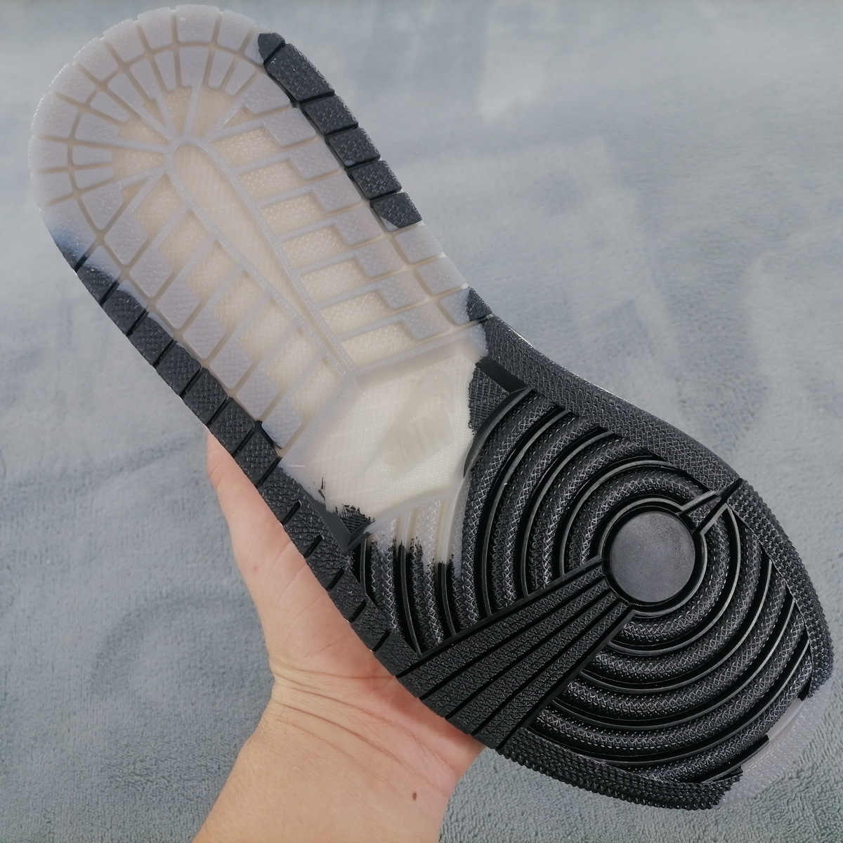 Jordan 1 High Element Gore-Tex Light Bone (Mid Quality)