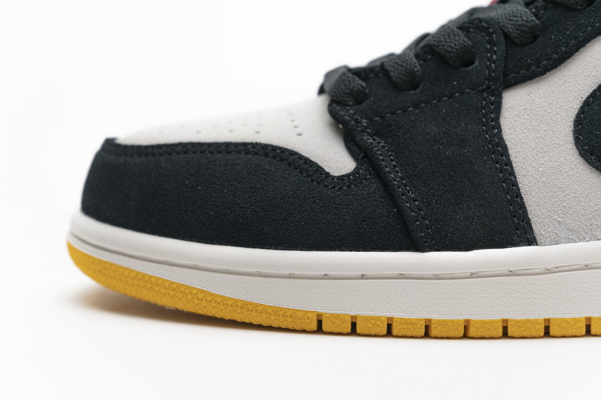 Jordan 1 Low Sail University Gold Black (Cheap Sneakers)