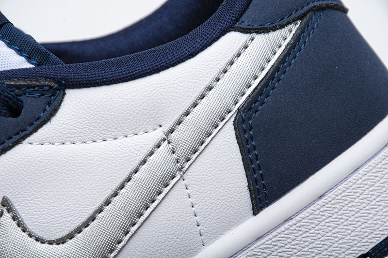 Jordan 1 Low SB Midnight Navy (Cheap Sneakers)