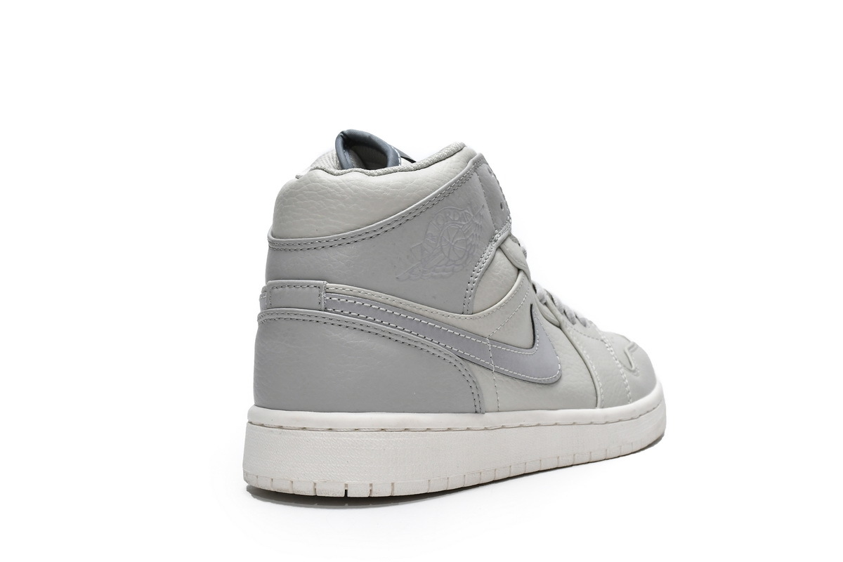 Jordan 1 Mid Light Bone (Mid Quality)