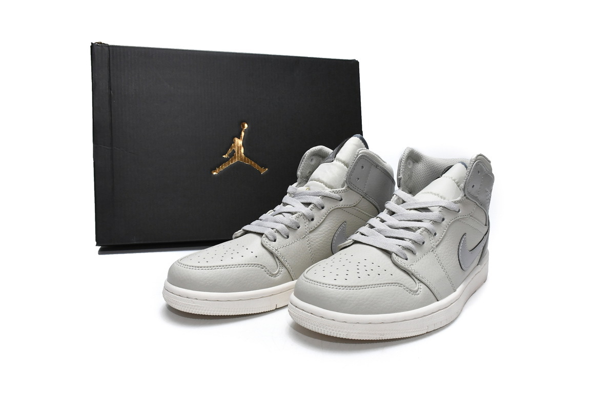 Jordan 1 Mid Light Bone (Mid Quality)