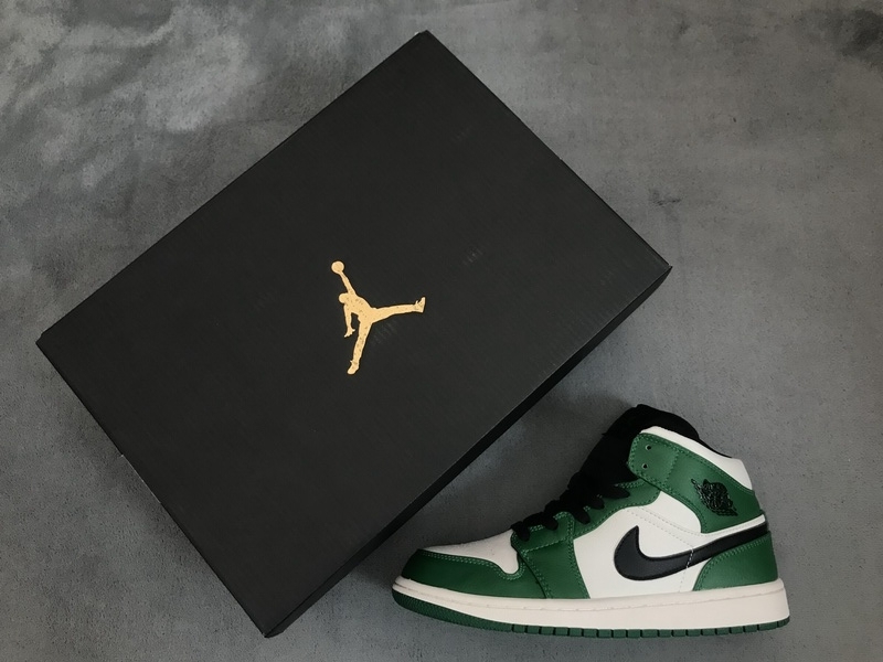 Jordan 1 Mid Pine Green (Mid Quality)