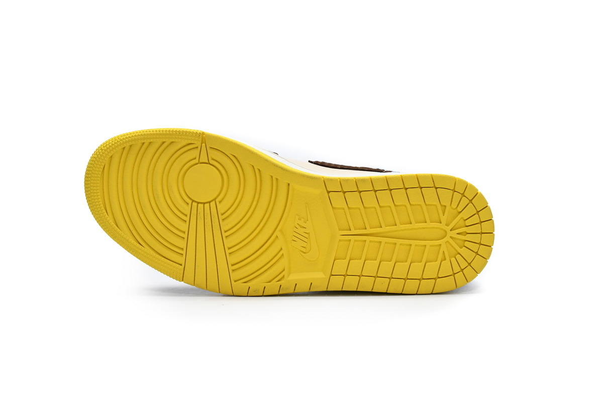 Jordan 1 Mid SE Fearless Maison Chateau Rouge (Mid Quality)