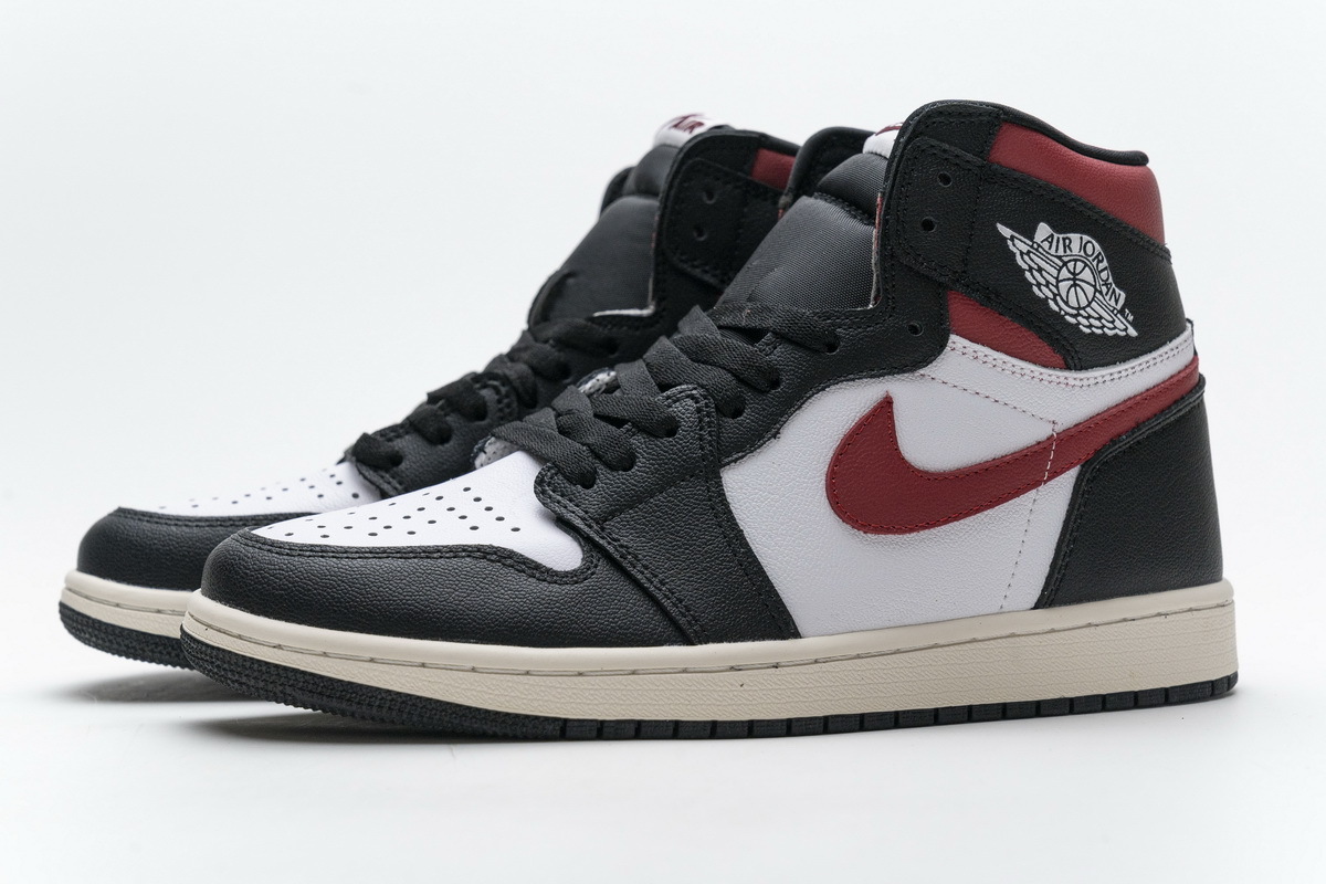 Jordan 1 Retro High Black Gym Red (Mid Quality)