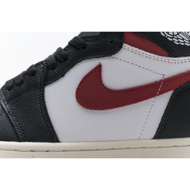 Jordan 1 Retro High Black Gym Red (Mid Quality)