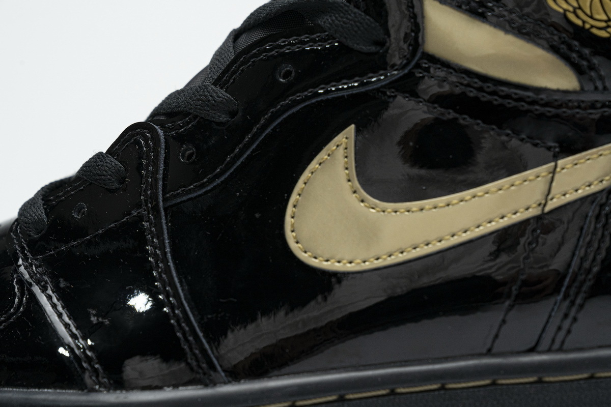Jordan 1 Retro High Black Metallic Gold (2020) (Top Quality)