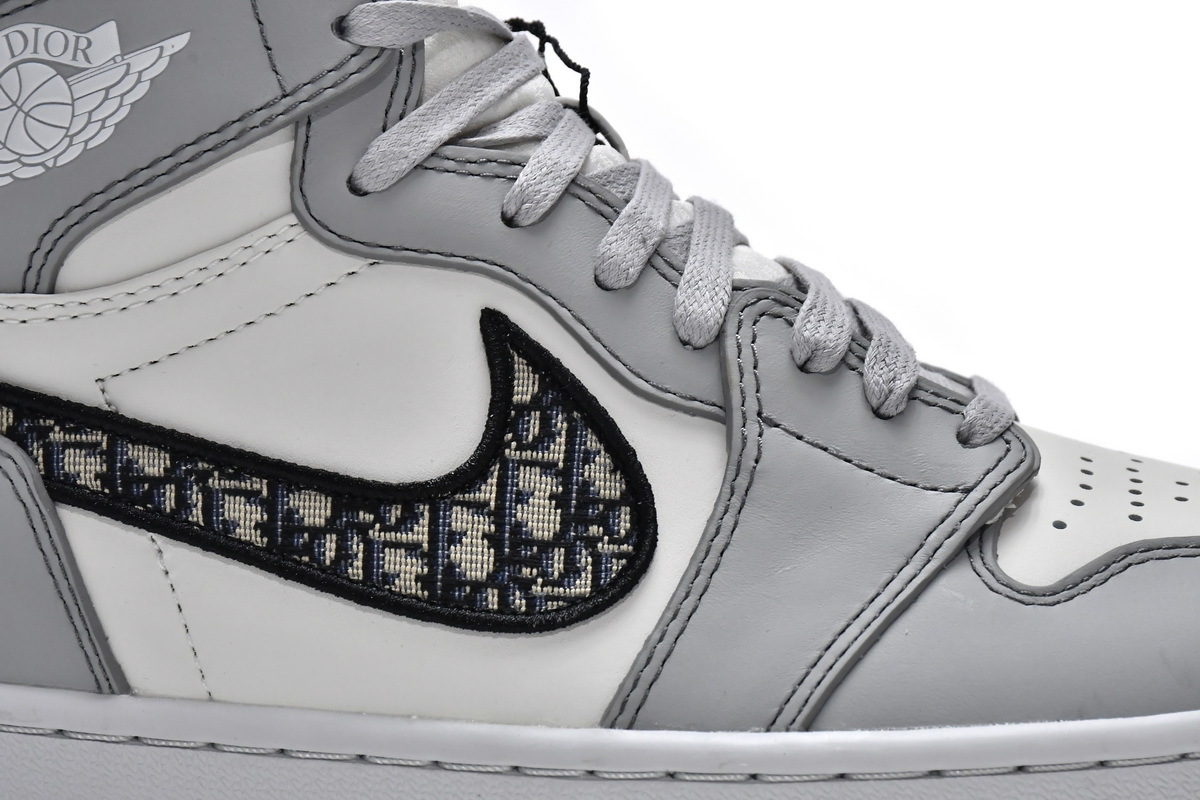 Jordan 1 Retro High Dior (Top Quality)