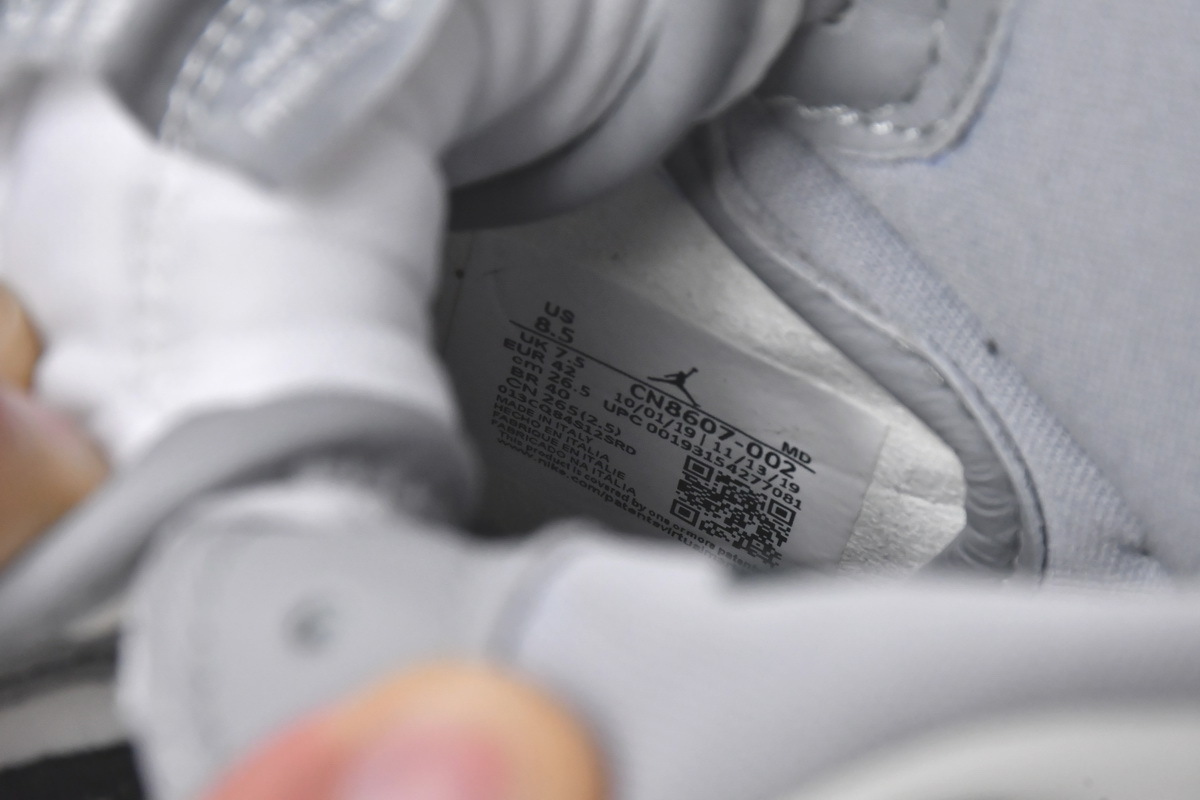 Jordan 1 Retro High Dior (Top Quality)