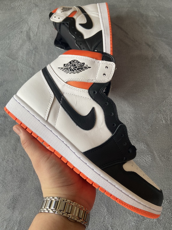 Jordan 1 Retro High Electro Orange (Mid Quality)