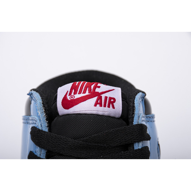 Jordan 1 Retro High Fearless UNC Chicago (Mid Quality)