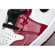 Jordan 1 Retro High Fearless UNC Chicago (Top Quality)