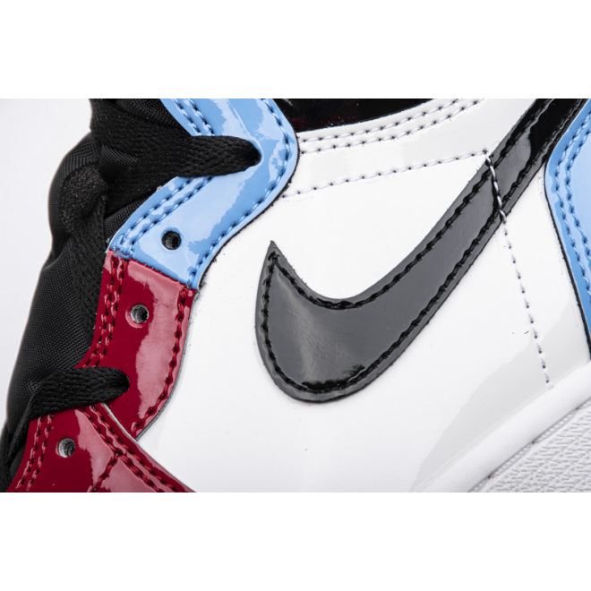 Jordan 1 Retro High Fearless UNC Chicago (Top Quality)