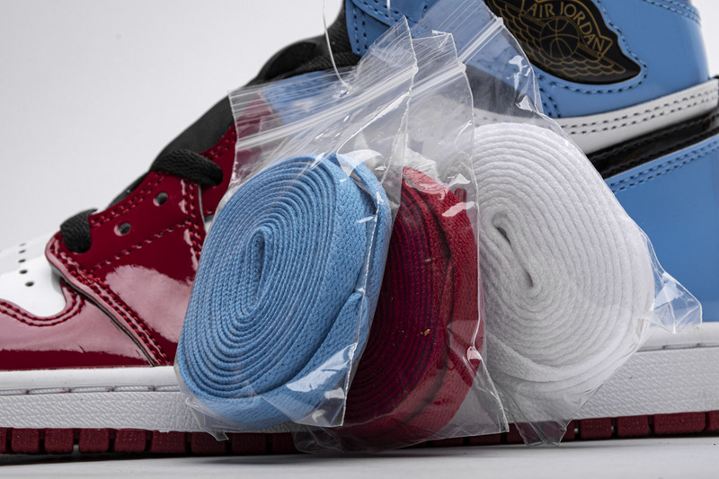 Jordan 1 Retro High Fearless UNC Chicago (Top Quality)